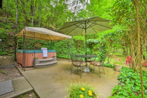 Secluded Smoky Mtn Cabin with Hot Tub and Fire Pit!